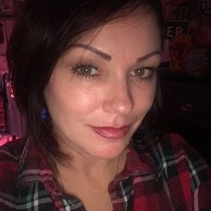 Meet your Posher, Juanita